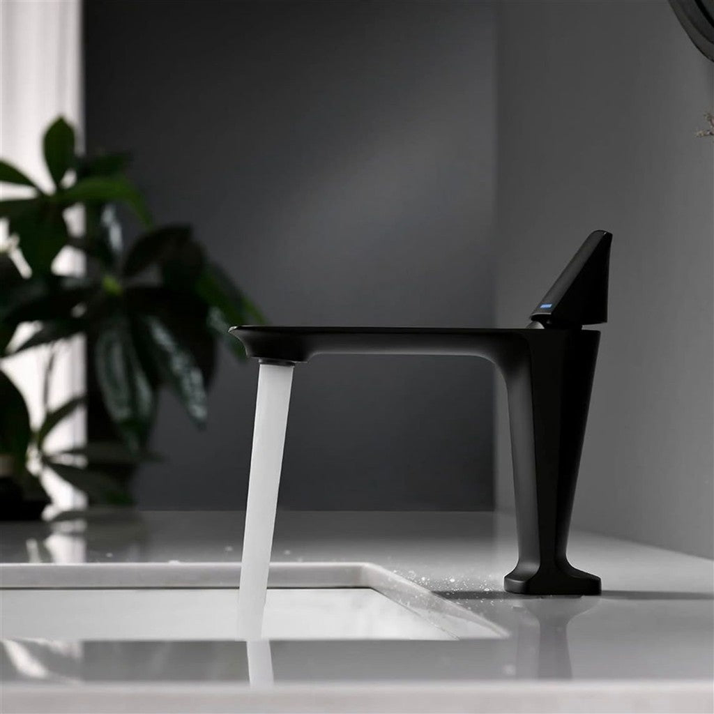 Rubinet Modern për Lavaman – Model Elegant në Ngjyrë të Zezë
