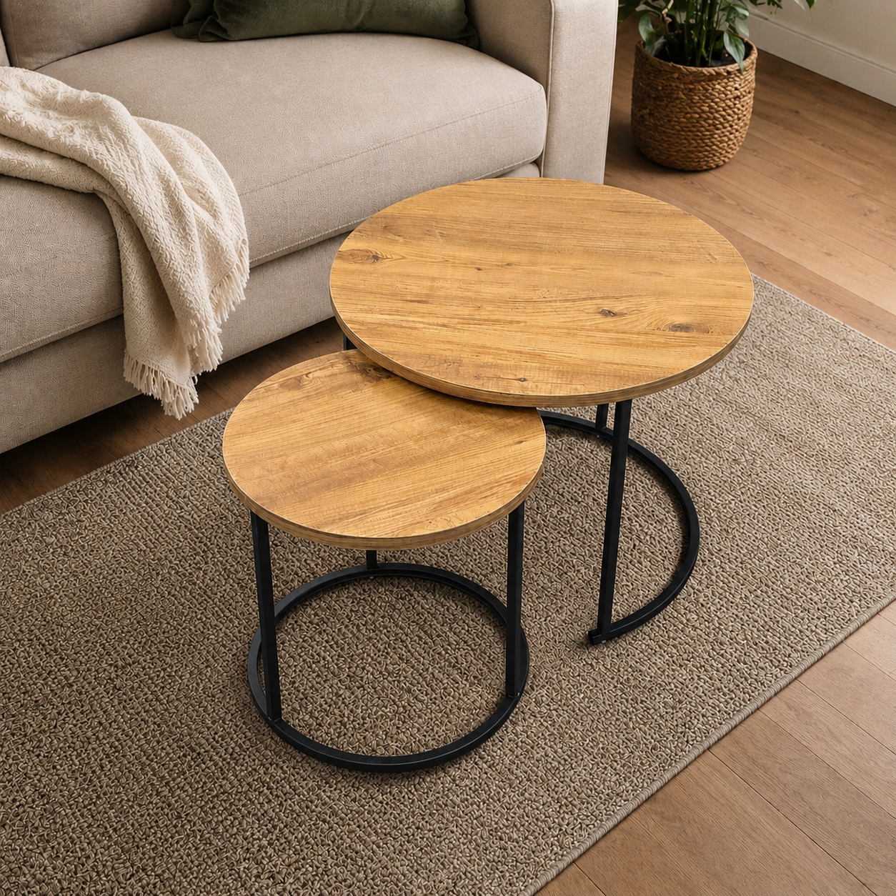 Set Tavolinash Moderne prej Druri
