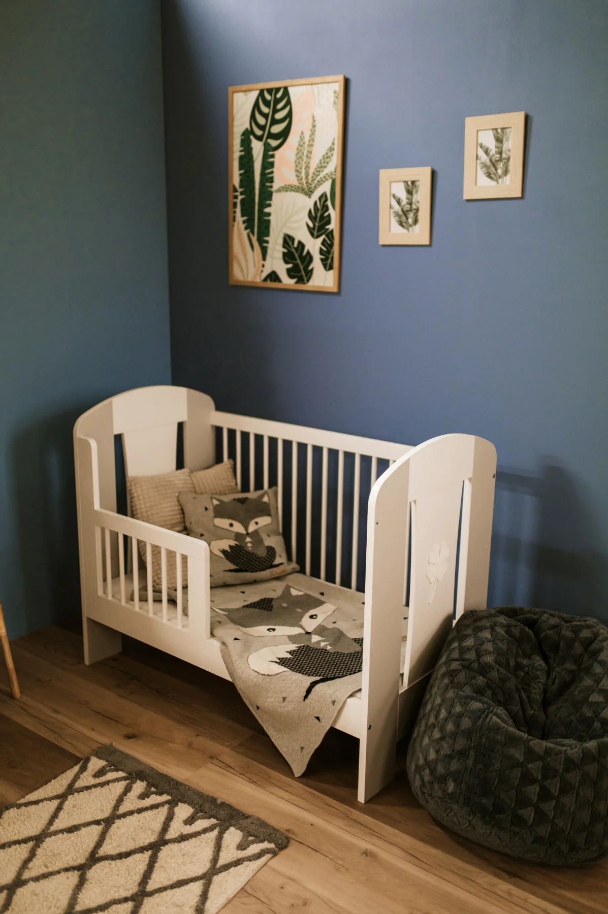 Klups Nati – Shtrat për bebe 120 × 60 cm, gri-e bardhë